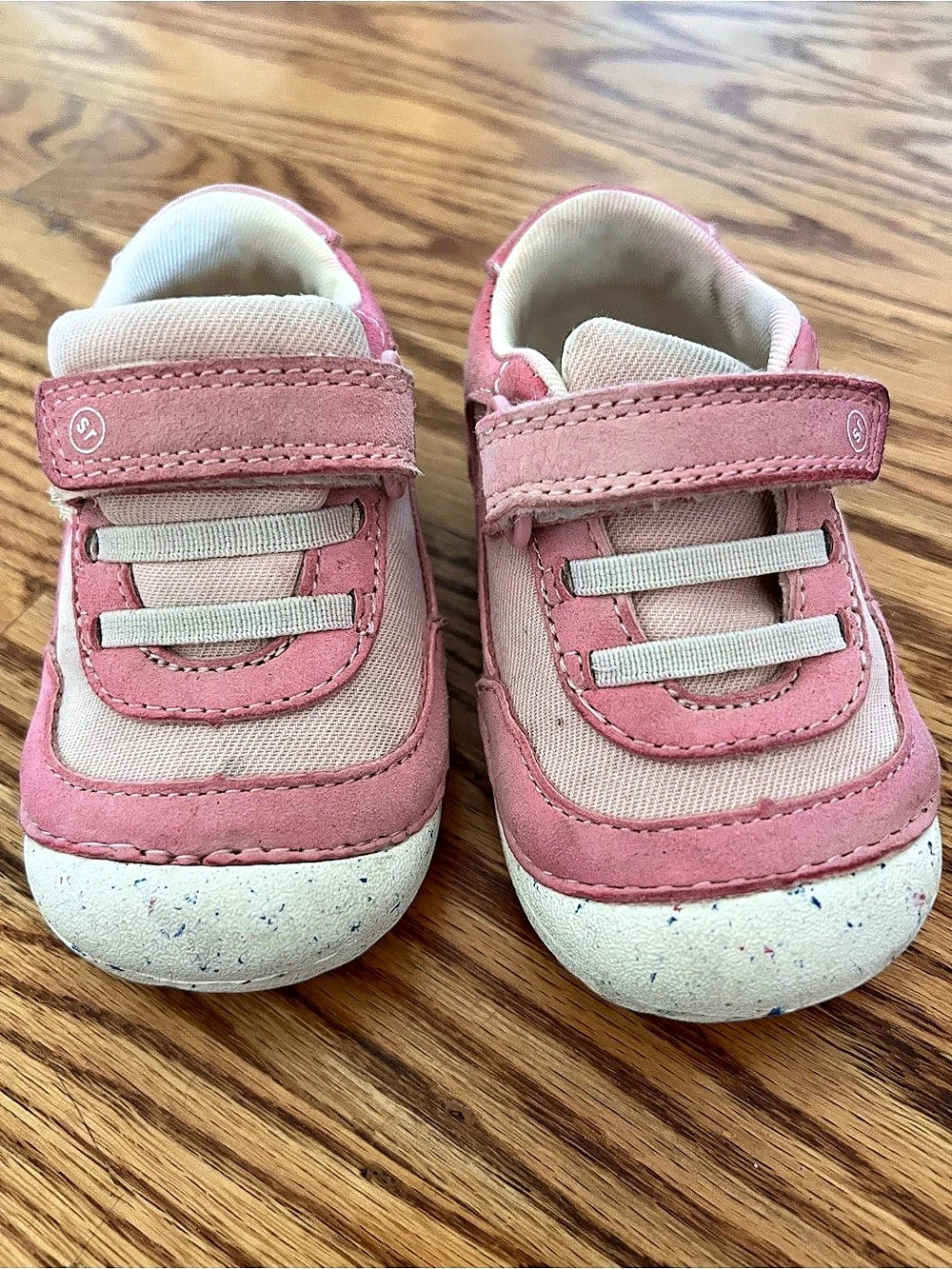 Stride Rite Soft Motion Pink & White Sneakers US 4.5M